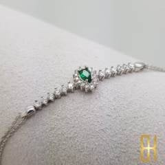 Yeşil Taşlı Beyaz Altın Bileklik