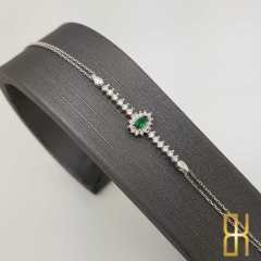 Yeşil Taşlı Beyaz Altın Bileklik