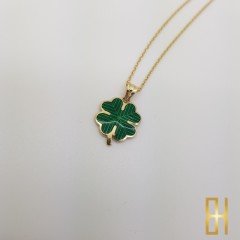 Yonca Kolye Ucu 14 Ayar Altın Yaprak Detaylı Orta