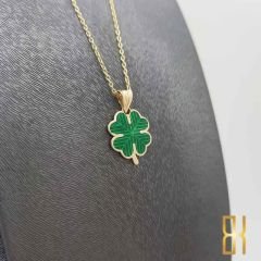 Yonca Kolye Ucu 14 Ayar Altın Yaprak Detaylı Orta