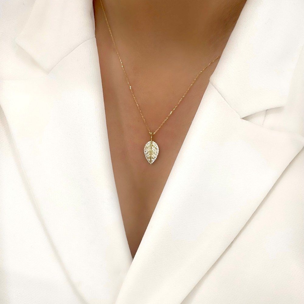 Taşlı Yaprak Kolye Altın