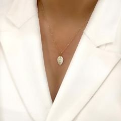 Taşlı Yaprak Kolye Altın