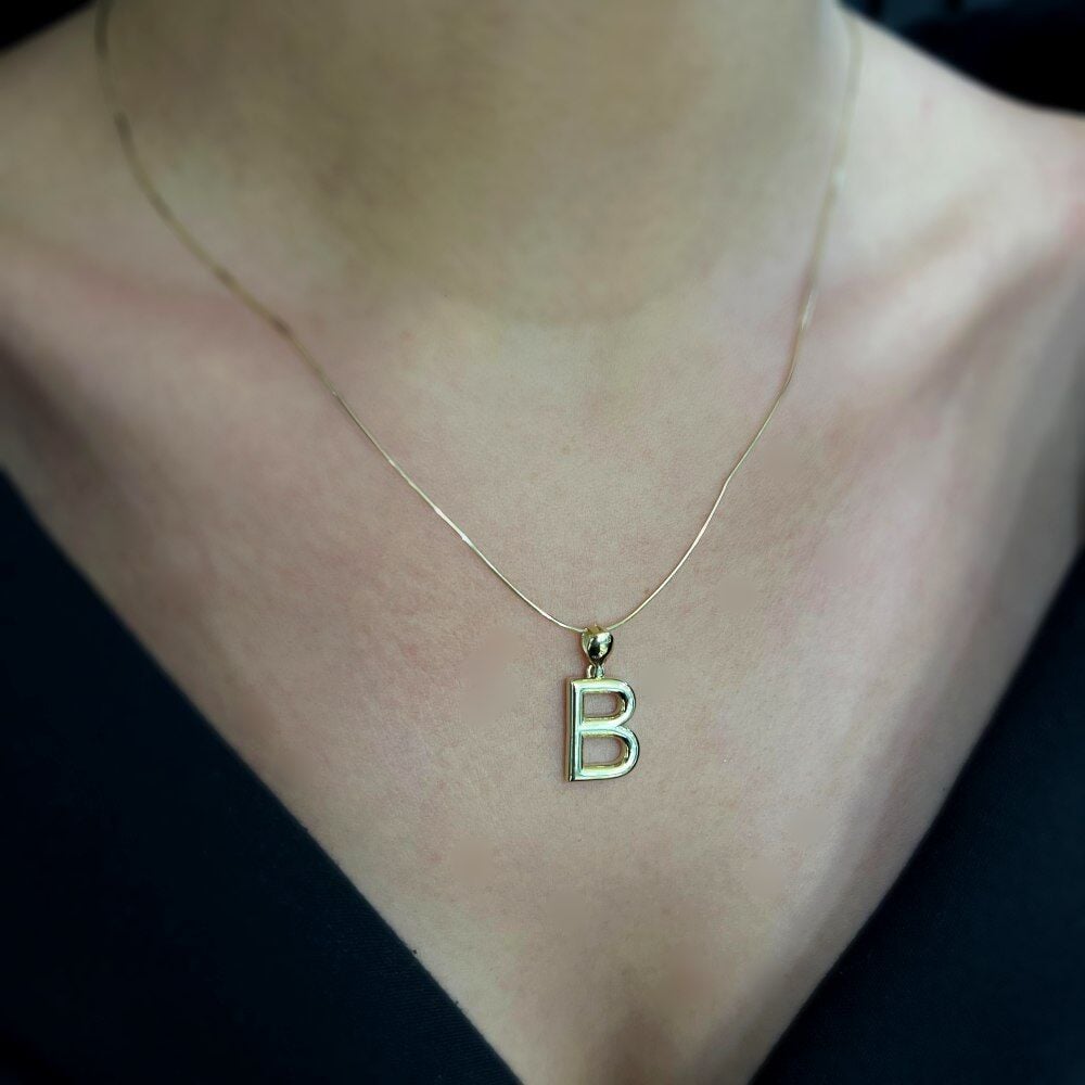 B Harfi Kolye Ucu- KLU0674