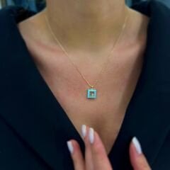 Mavi Mineli Kare Taşlı Kolye- KLY1038