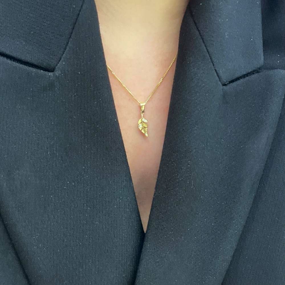 Yaprak Kolye Ucu Taşlı