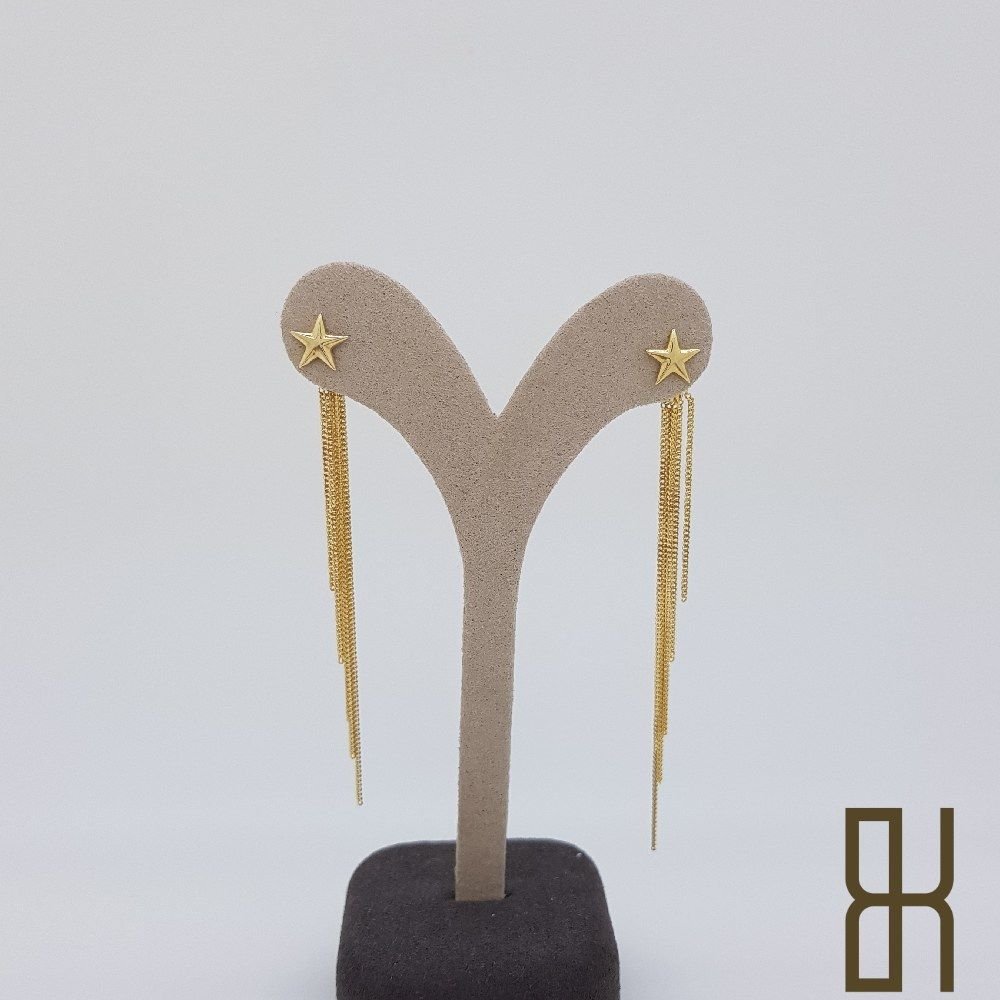 Sallantılı Yıldız Küpe – İnce Zincirlerle