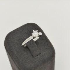 Pırlanta Tektaş Yüzük 0.30 Karat- Uluslararası GIA Sertifikalı-TTC0021