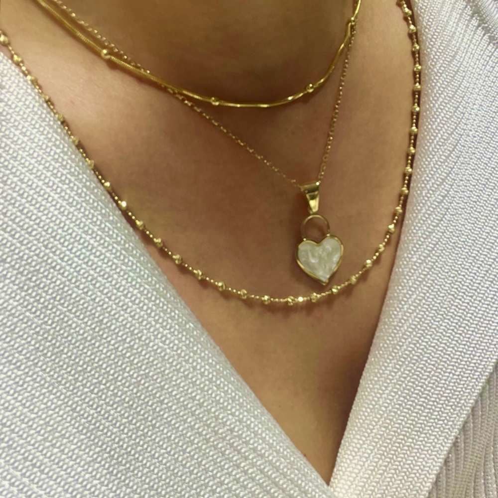 Beyaz Sedefli Kalp Kilit Kolye Ucu – KLU0363