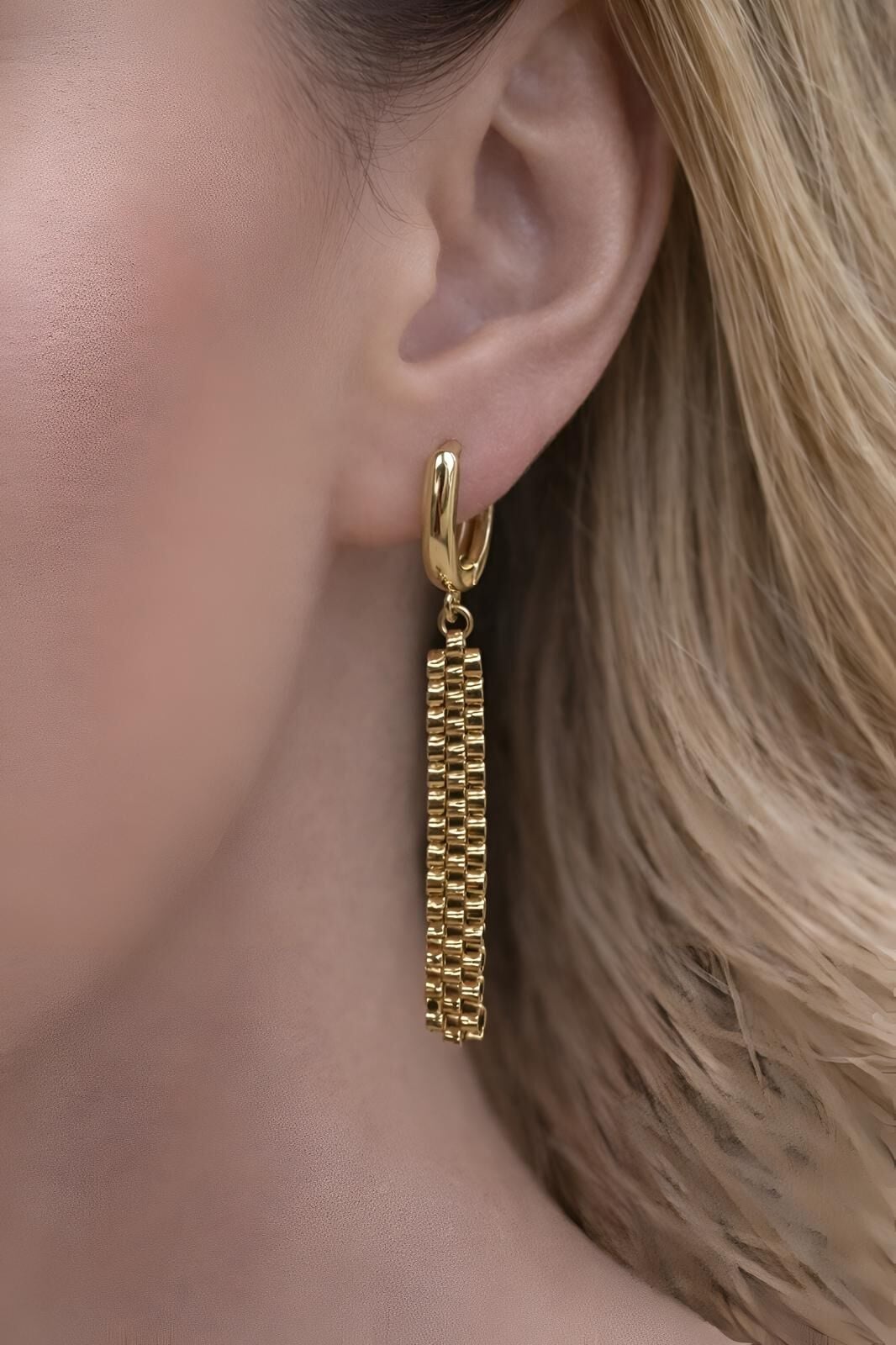 Lazer İşlemeli Sallantılı Küpe - KP00859