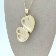 Açılır Kapaklı Kalp Kolye Ucu – KLU0375