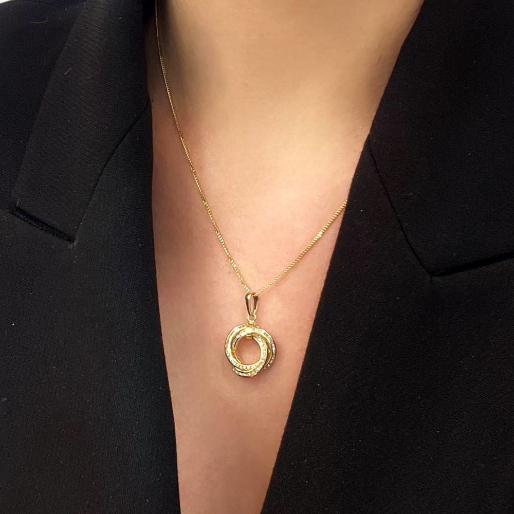 İç içe Geçmiş Halkalar Kolye Ucu – KLU0382