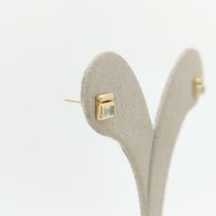 Taşlı Kare Küpe – KP00764