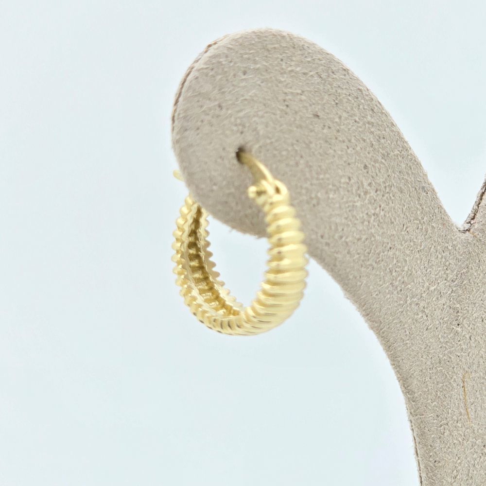 Dokulu Halka Küpe Altın – KP00779