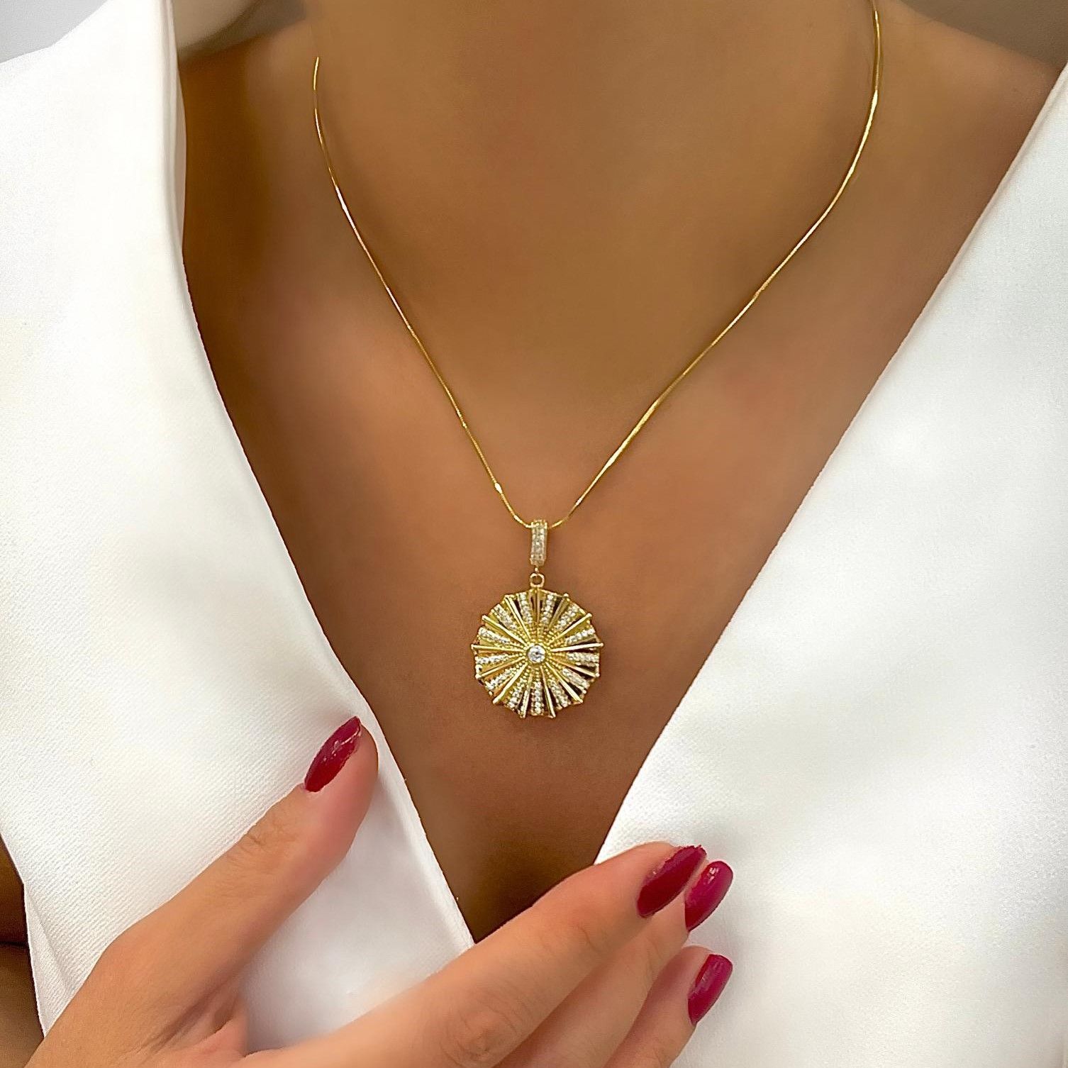 Yıldız Madalyon Kolye Ucu – KLU0536